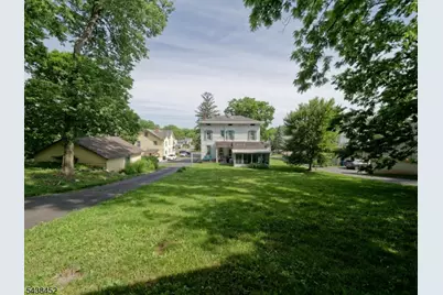 56 W Main St, Clinton, NJ 08809 - Photo 42