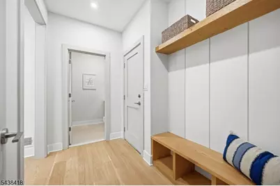 35 Sycamore Ave, Livingston, NJ 07039 - Photo 20