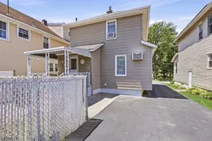 332 Riverside Ave, Lyndhurst Township, NJ 07071 - Photo 10