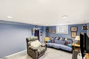 332 Riverside Ave, Lyndhurst Township, NJ 07071 - Photo 24