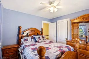 332 Riverside Ave, Lyndhurst Township, NJ 07071 - Photo 20