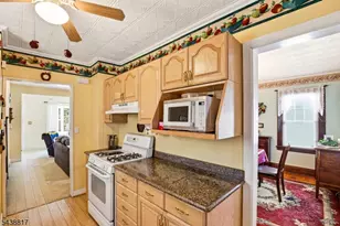 332 Riverside Ave, Lyndhurst Township, NJ 07071 - Photo 18