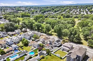 332 Riverside Ave, Lyndhurst Township, NJ 07071 - Photo 34