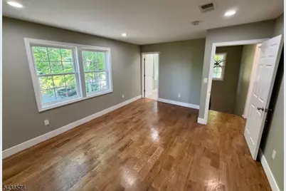 9 Beaver Trl, Hardyston Township, NJ 07460 - Photo 18