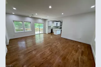 9 Beaver Trl, Hardyston Township, NJ 07460 - Photo 2