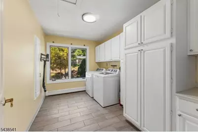 486 Summit Rd, Mountainside, NJ 07092 - Photo 24