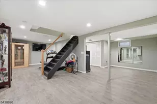 3 Richard Dr W, Mount Arlington, NJ 07856 - Photo 28