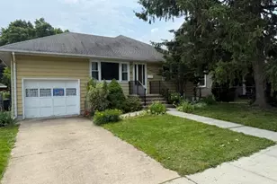 301 Valley Rd, Clifton, NJ 07013 - Photo 2