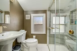 818 Sterling St, Plainfield, NJ 07062 - Photo 28