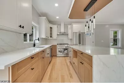 67 Melody Hill Rd, Clifton, NJ 07013 - Photo 6