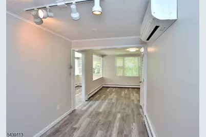 4 Village Pl, Jefferson Township, NJ 07438 - Photo 6