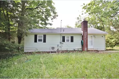 4 Village Pl, Jefferson Township, NJ 07438 - Photo 2