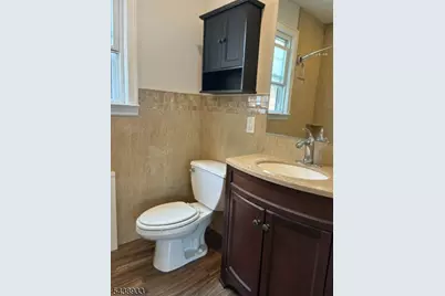 36 Walnut St, Montclair, NJ 07042 - Photo 8