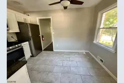 201 E 9th St Unit 1, Plainfield, NJ 07060 - Photo 6