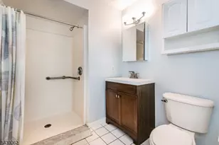 901 Stuyvesant-, Union Township, NJ 07083 - Photo 18