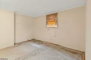 16 Passaic Ave, Hasbrouck Heights, NJ 07604 - Photo 20