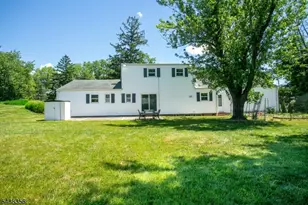70 Knoll Rd, Parsippany, NJ 07054 - Photo 2