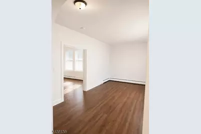 264 Pomona Ave, Newark, NJ 07112 - Photo 4