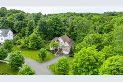 8 Fields Way, Mount Olive, NJ 07828 - Photo 32