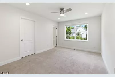 8 Fields Way, Mount Olive, NJ 07828 - Photo 28