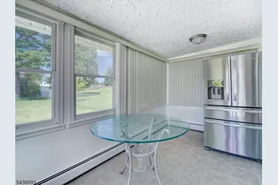 19 Jonquil Cir, Woodbridge Township, NJ 08863 - Photo 12