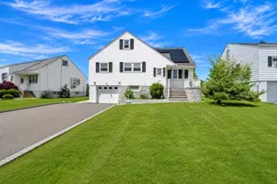 19 Jonquil Cir, Woodbridge Township, NJ 08863 - Photo 1