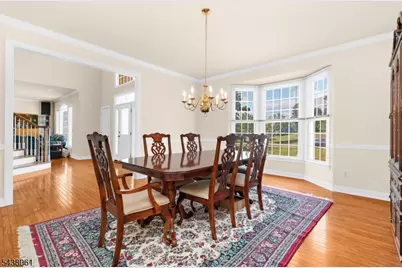 12 Manchur Ct, Raritan Township, NJ 08822 - Photo 4