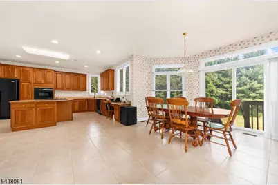 12 Manchur Ct, Raritan Township, NJ 08822 - Photo 12
