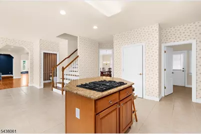 12 Manchur Ct, Raritan Township, NJ 08822 - Photo 10