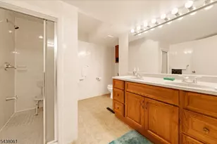12 Manchur Ct, Raritan Township, NJ 08822 - Photo 40