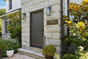 204 N Union Ave, Cranford Township, NJ 07016 - Photo 4