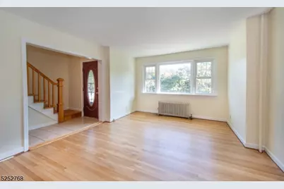 19 Center Ave, Morris Township, NJ 07960 - Photo 18
