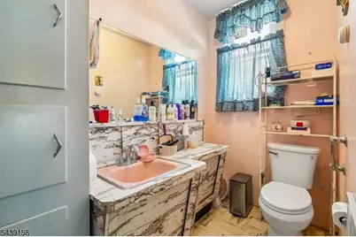 20 Nassau St, North Haledon, NJ 07508 - Photo 10