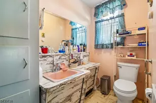 20 Nassau St, North Haledon, NJ 07508 - Photo 10