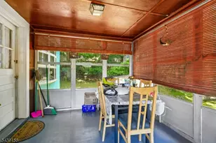20 Nassau St, North Haledon, NJ 07508 - Photo 14