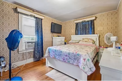 20 Nassau St, North Haledon, NJ 07508 - Photo 20
