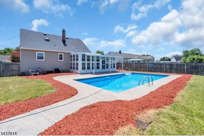 62 Louise Dr, Manville, NJ 08835 - Photo 30