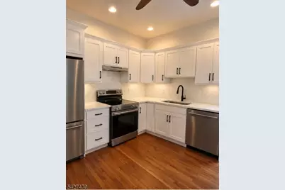 37 E Somerset St #1, Raritan, NJ 08869 - Photo 4