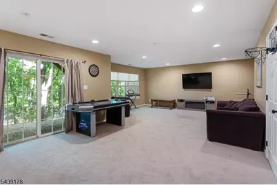 169 Vista Ter, Pompton Lakes, NJ 07442 - Photo 18