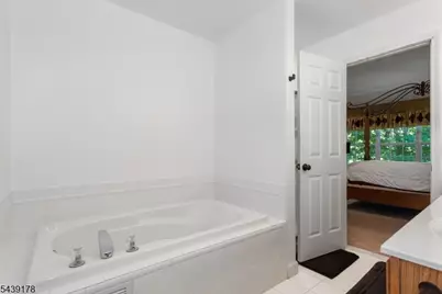 169 Vista Ter, Pompton Lakes, NJ 07442 - Photo 26