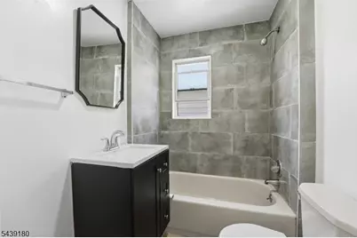 479 Centre St, Nutley, NJ 07110 - Photo 12