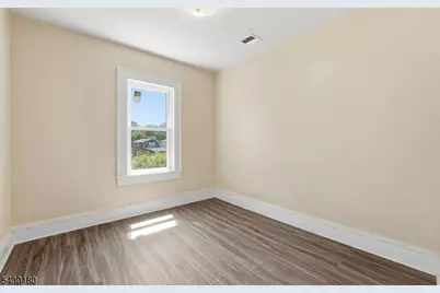 479 Centre St, Nutley, NJ 07110 - Photo 14