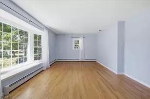 261 Eyland Ave, Roxbury Township, NJ 07876 - Photo 6