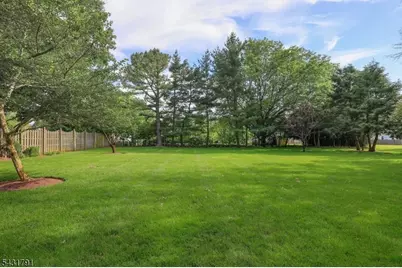 13 Daniel Dr, Hillsborough Township, NJ 08844 - Photo 46