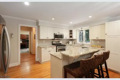 13 Daniel Dr, Hillsborough Township, NJ 08844 - Photo 20
