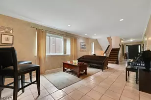 211 Yorktowne Ct, Washington Township, NJ 07676 - Photo 6