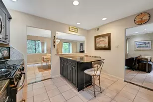 211 Yorktowne Ct, Washington Township, NJ 07676 - Photo 4