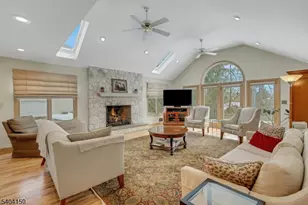 31 Garfield Ave, Madison, NJ 07940 - Photo 2