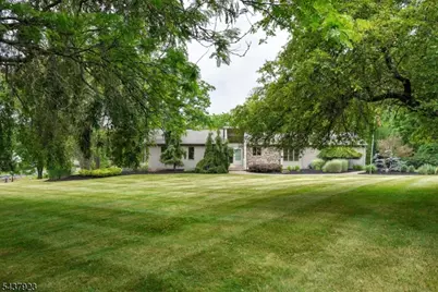 1 Hendrick Rd, Readington, NJ 08822 - Photo 4