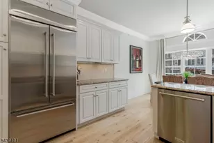 10 Schmidt Cir, Watchung, NJ 07069 - Photo 4